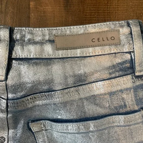 Cello High Rise Wide Leg Jeans Metallic Raw Hem Distressed Size 1 - Picture 8 of 8